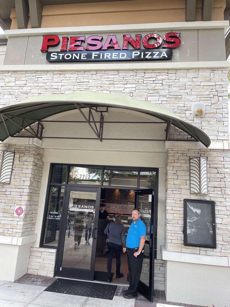 Piesanos Stone Fired Pizza Forking Orlando