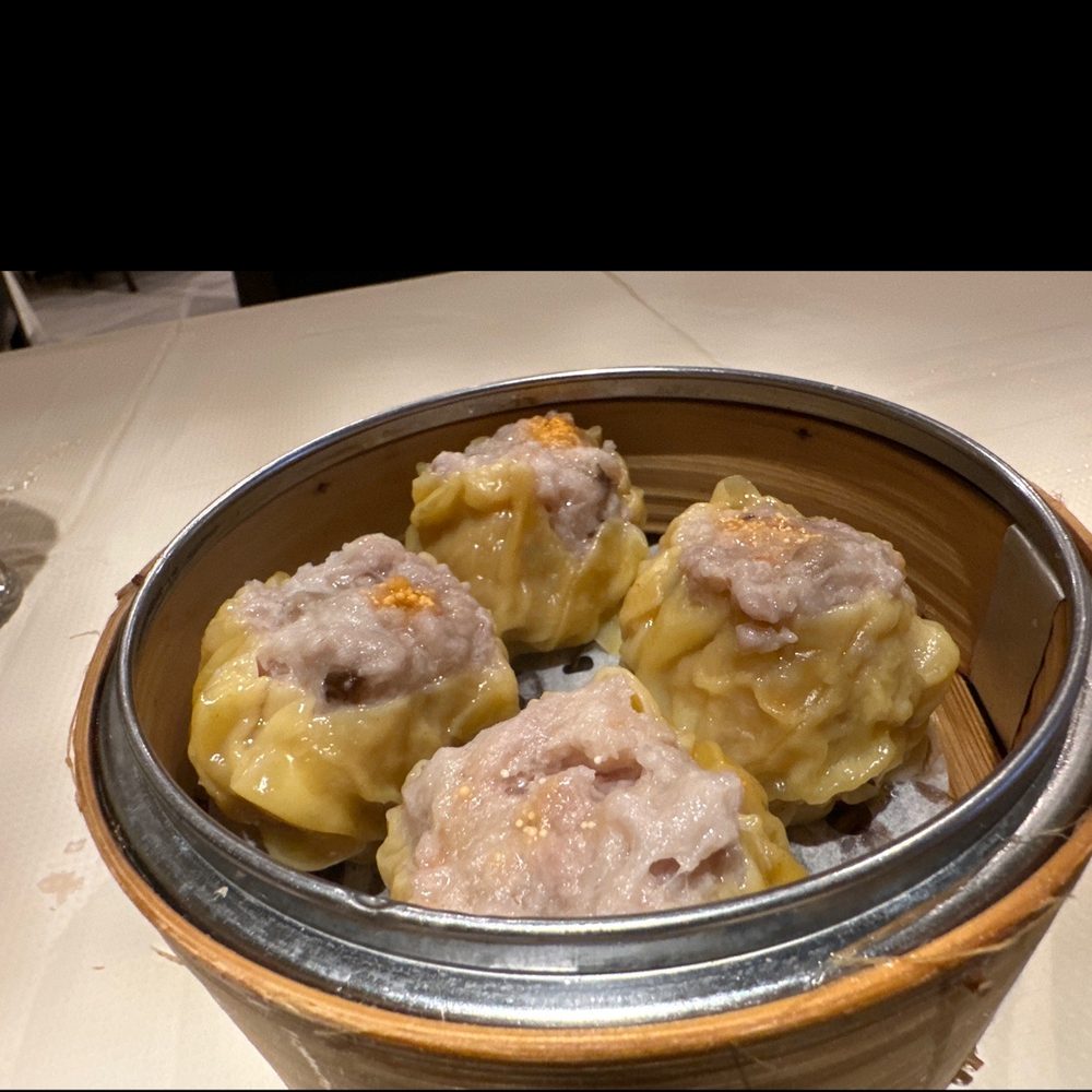 Pork and shrimp dumpling (siu mai)
